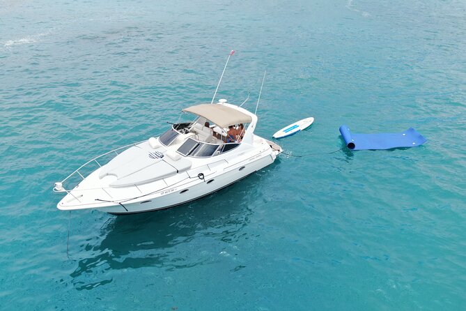 Cabo San Lucas Yacht Rental all inclusive - Two hours in Medano Beach and Cabo Bay