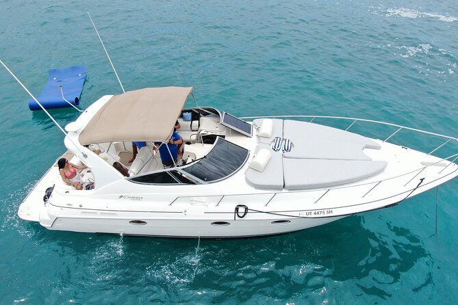 Cabo San Lucas Yacht Rental all inclusive - The open bar, and how to handle it