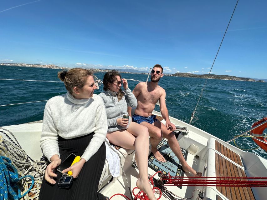Cagliari: Sailing tour to Devil's Saddle aboard Merak - Sailing past Poetto Beach