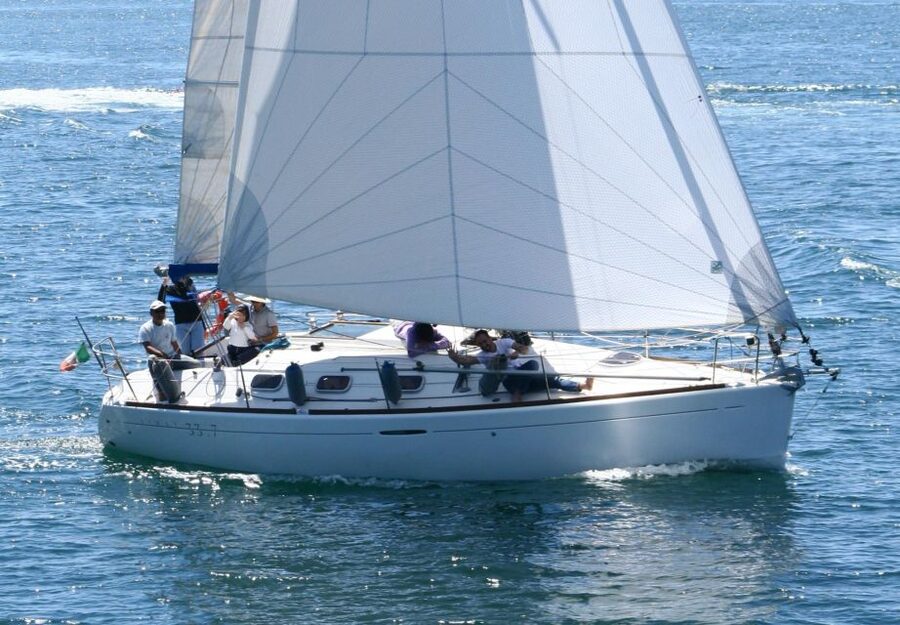Cagliari: Sailing tour to Devil's Saddle aboard Merak - Learning how Merak sails