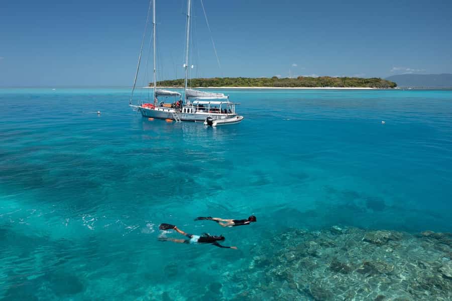 Cairns: Green Island & Great Barrier Reef Sailing Tour - A smaller boat changes the reef experience