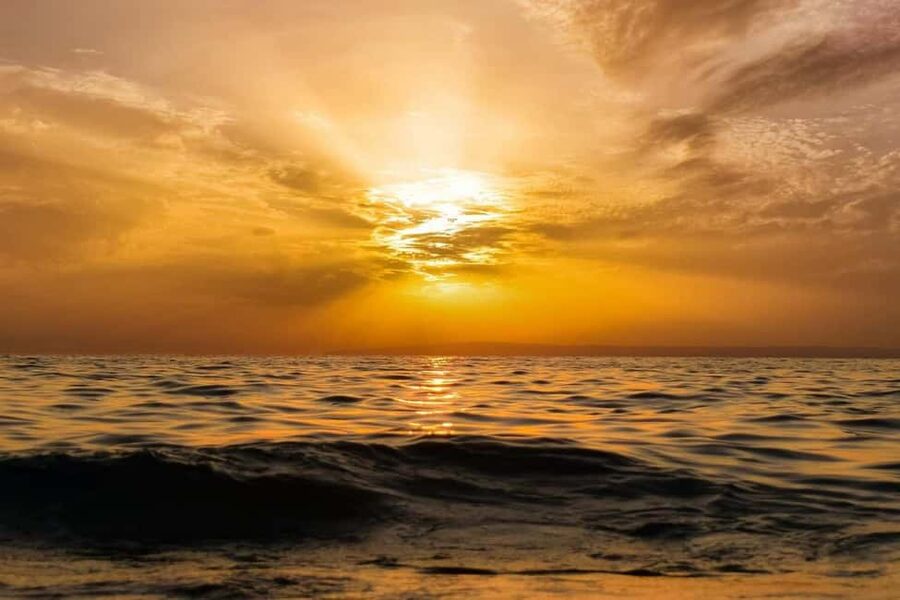 Calpe: Motor Catamaran Boat Tour with Sunset Option - Choosing daytime or sunset