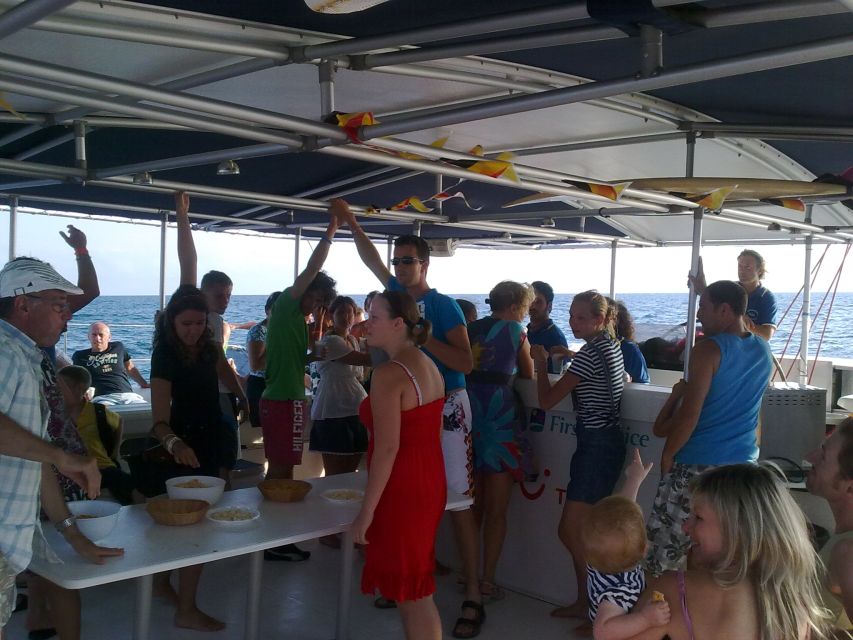 Cambrils: Costa Dorada Catamaran Day Cruise with BBQ Lunch - Booking details that affect the decision