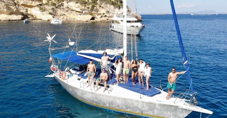 Can Pastilla: Sailboat Tour with Snorkeling, Tapas & Drinks - Cap Enderrocat: Your First Water Stop