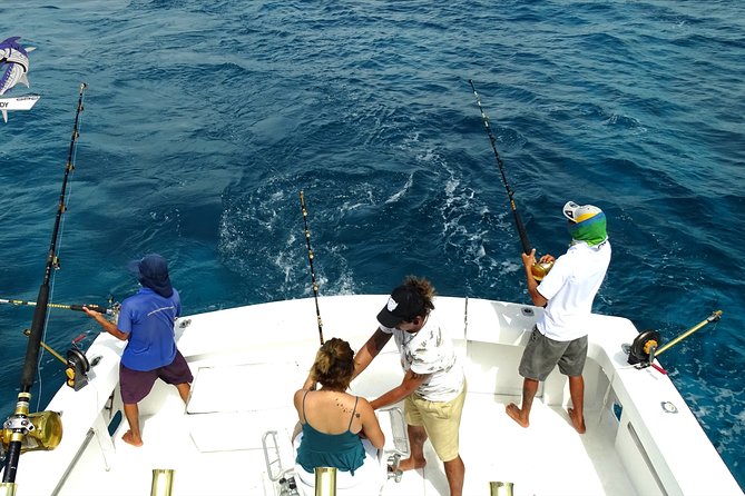 Cancun fishing charter if you don't fish you don't pay 46ft yacht 12pax 25P14 - Is the promise that non-fishers do not pay clear?