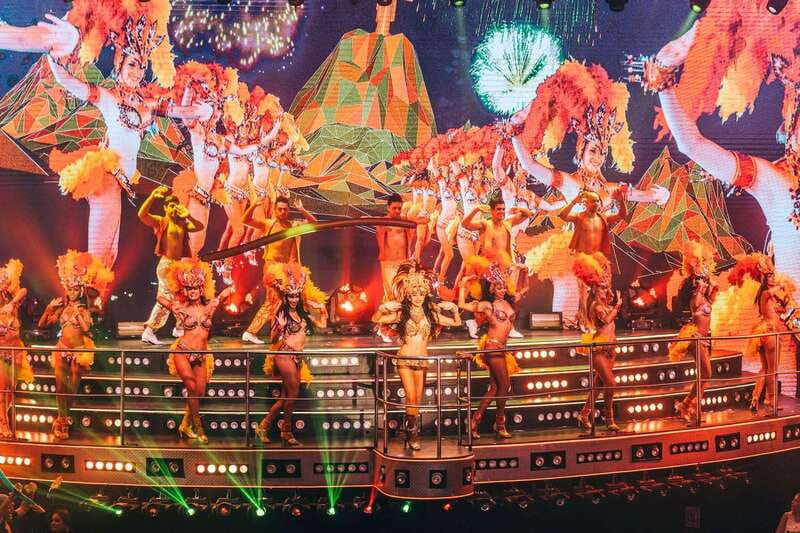 Cancun: Isla Mujeres Catamaran + Coco Bongo Show - Playa Norte: two chances to enjoy Isla Mujeres