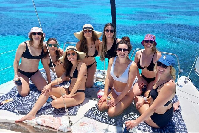Cancun to Isla Mujeres Private Catamaran Cruising Snorkeling Fun! - How good is the crew?