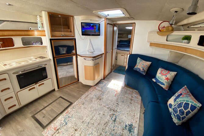 Cancun yachts rental BEATIFUL YACHT 46FT, 15 PAX MAX 25P6 - Drinks, music, and what to bring