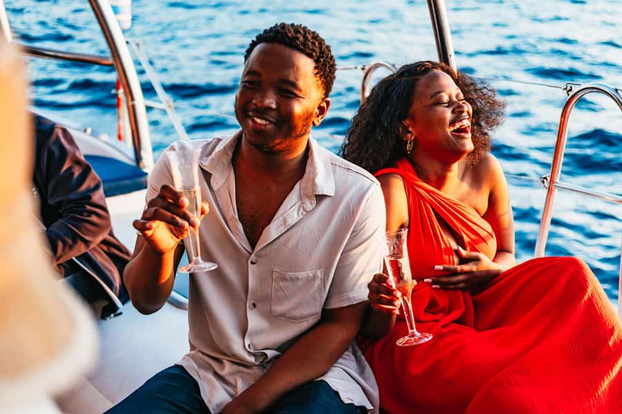 Cape Town: Sunset Catamaran Cruise on Table Bay with Bubbles - Is $40 good value for 90 minutes?