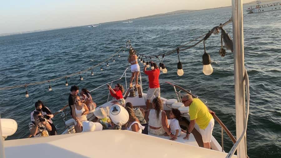 Cartagena: 4-course Culinary Experience aboard a catamaran - What the Evening Looks Like on the Water