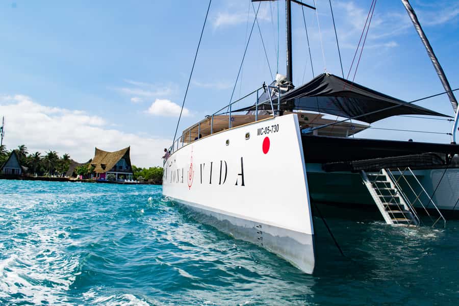 Cartagena: Rosario Islands Catamaran with Lunch and Snorkel - Should you book the Rosario Islands catamaran?
