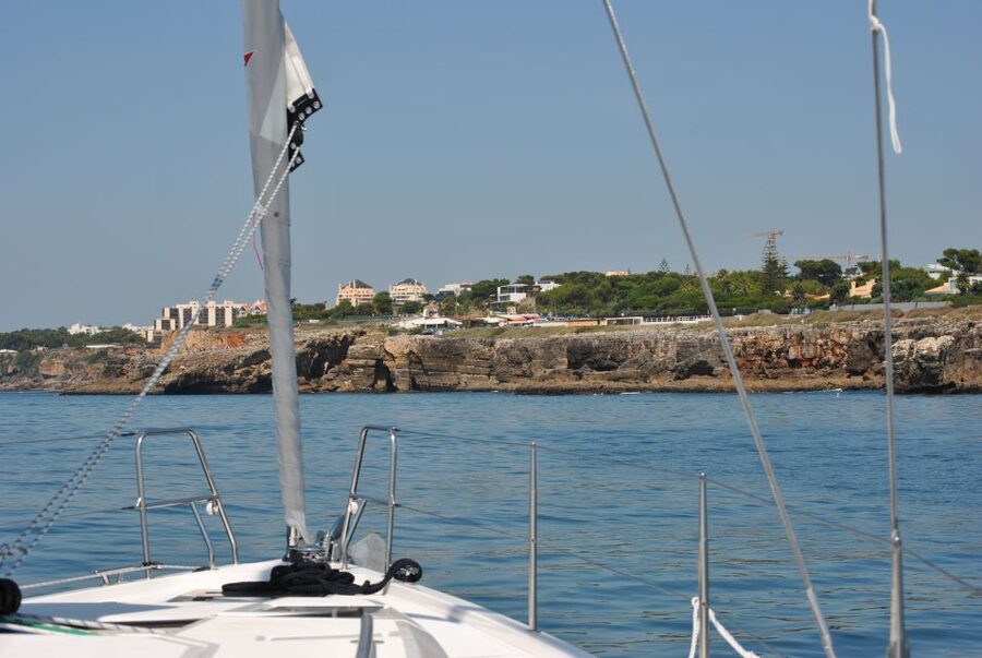 Cascais: Sailing Tour with Drink - Setting out from Marina de Cascais