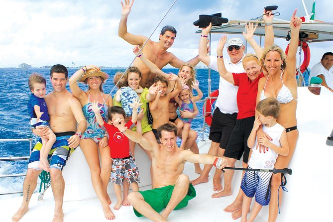 Catamaran Isla Mujeres Tour with Hotel Pick Up included - Downtown Isla Mujeres, shops, and free time