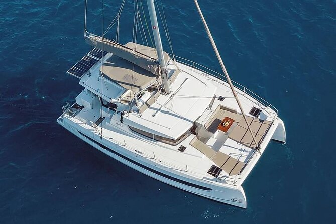 CATAMARAN Kleftiko Poliegos & Round of Milos Lunch with Openbar - Why this Milos sailing day earns a place in your plans