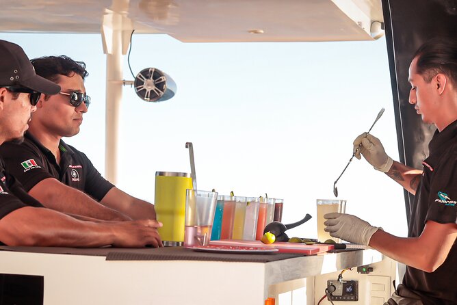 Catamaran - Luxury Private Tour - Two hours anchored in Cabo Bay