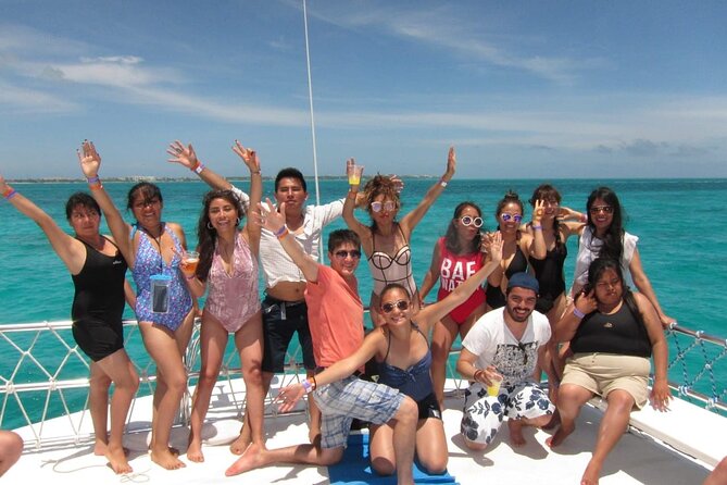 Catamaran Party Boat Cancun - The biggest issue: changing times and cruise lengths