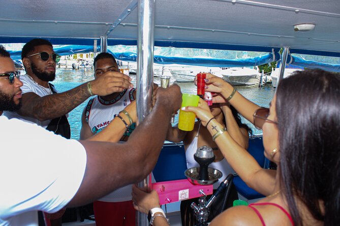 Catamaran Party Boat Cancun - Transportation and arrival details