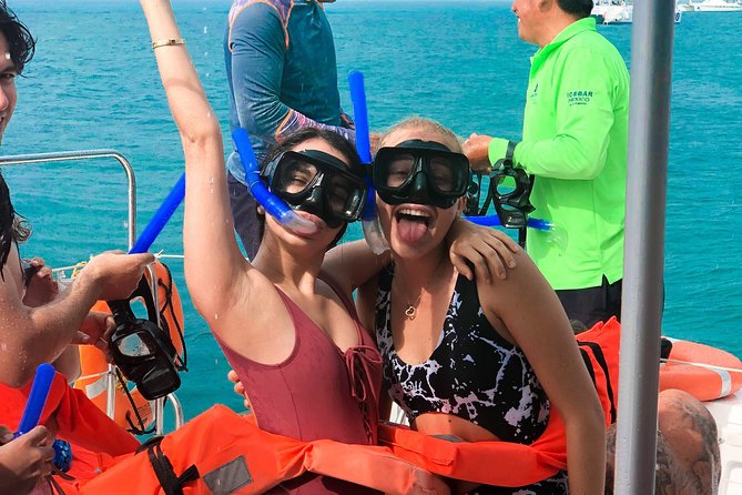 Catamaran Sailing to Isla Mujeres with Snorkeling, Lunch & Open Bar included - Cancellation and weather planning