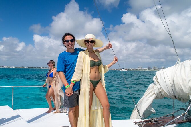 Catamaran Snorkeling with Openbar & Lunch Cancun to Isla Mujeres - Tequila tasting with a party atmosphere