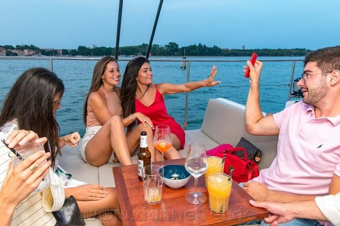 Catamaran Spritz Tour - Cruising the Giudecca Canal