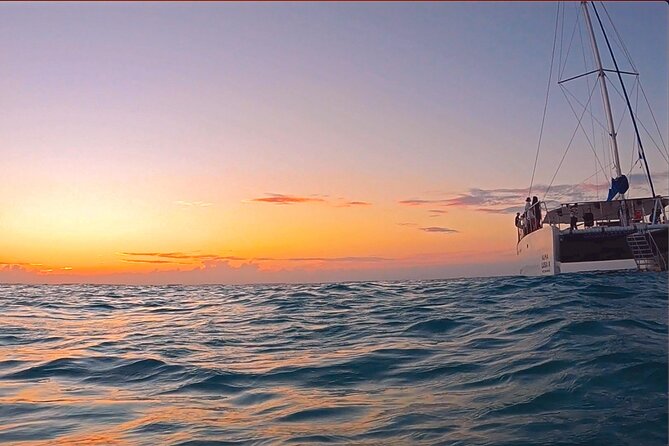 Catamaran Sunset Cruise to Isla Mujeres from Cancun - Sailing Back Under the Evening Sky