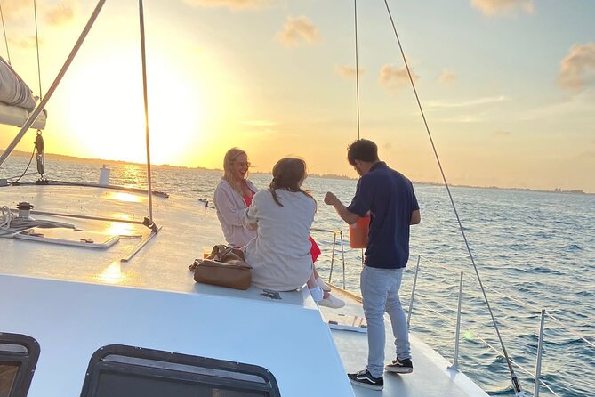 Catamaran Sunset Sail - The first minutes on the water