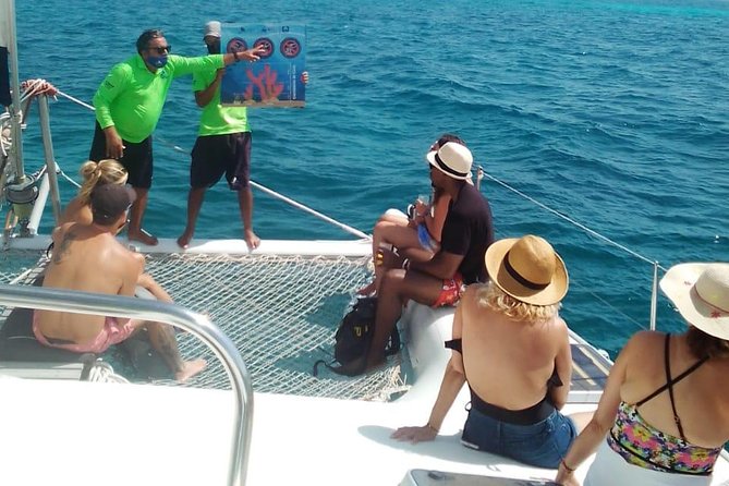 Catamaran to Isla Mujeres, Open bar, buffet, Beach Club Included - Buffet, restaurant, and the beach club question
