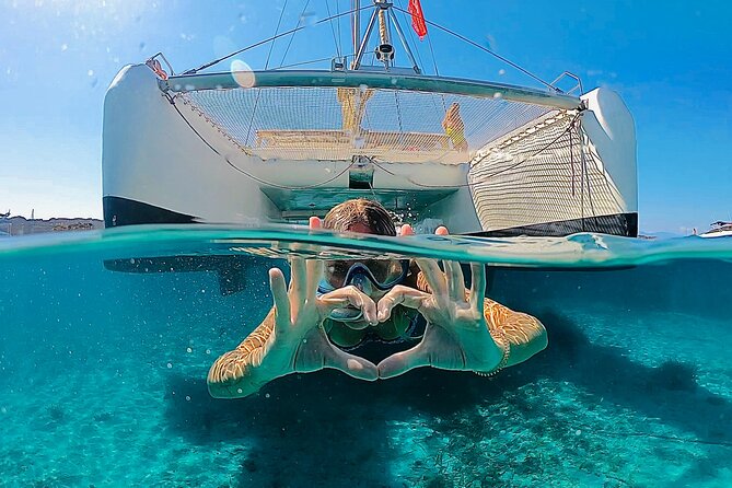 Catamaran tour Archipelago Maddalena (lunch included) - Key points at a glance