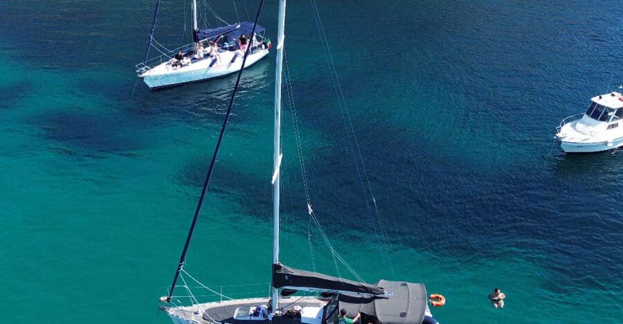 Catamaran tour, swimming, snorkeling, and a Prosecco toast - Setting out from Portus Karalis