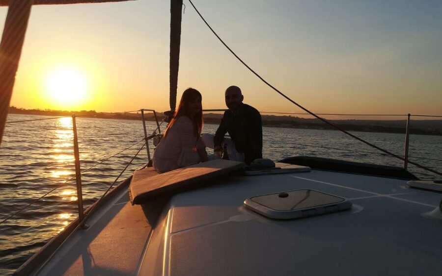 Catania: Guided Sunset Sailing Trip with Aperitif & Prosecco - Key points to know before you book