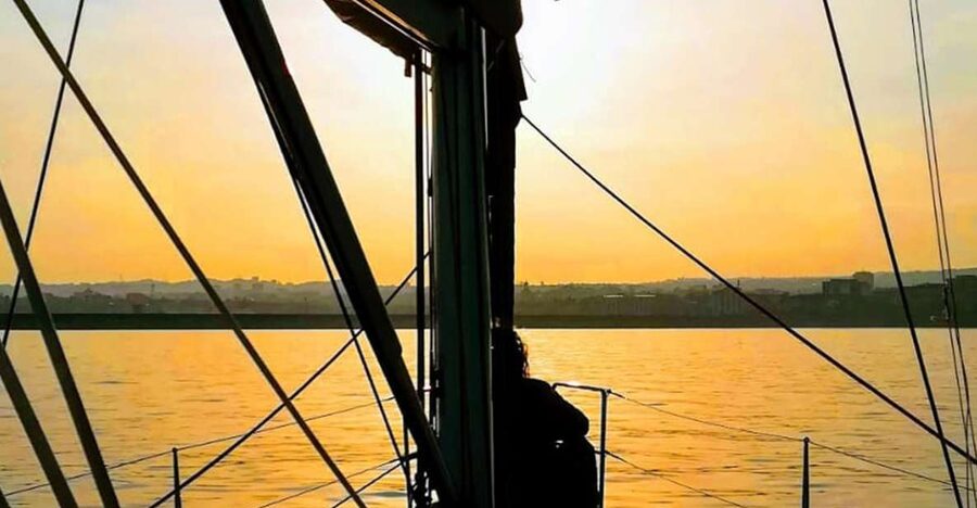Catania: Guided Sunset Sailing Trip with Aperitif & Prosecco - Setting out from Catania Nautical Club
