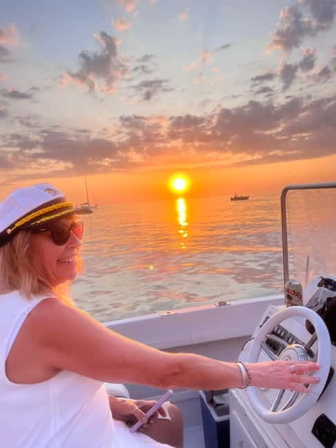 Cefalù: Mini Yacht Tour with Caves, Snorkeling, and Open Bar Aperitif - What to bring for a comfortable three hours
