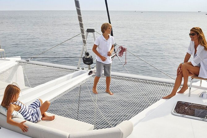 Chania: Morning Catamaran Cruise with Premium Lunch & Drinks - A food program that is more than standard boat snacks
