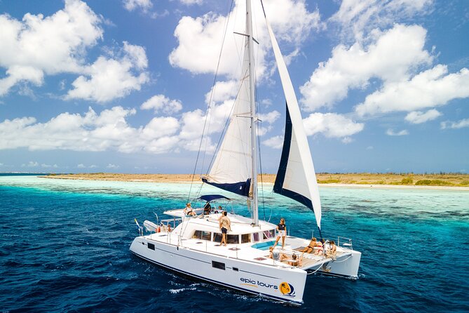 Chill and Grill Catamaran Tour in Bonaire - A sunset return with a quiet soundtrack