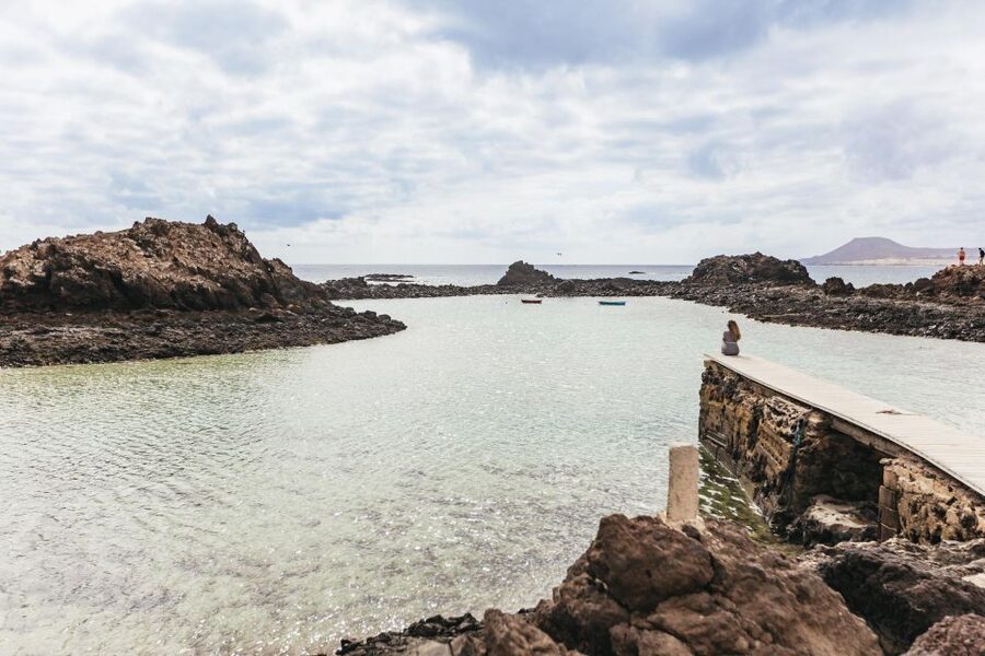 Corralejo: Lobos Island Catamaran Tour with Drinks & Snorkel - The speedboat ride and short Lobos walk