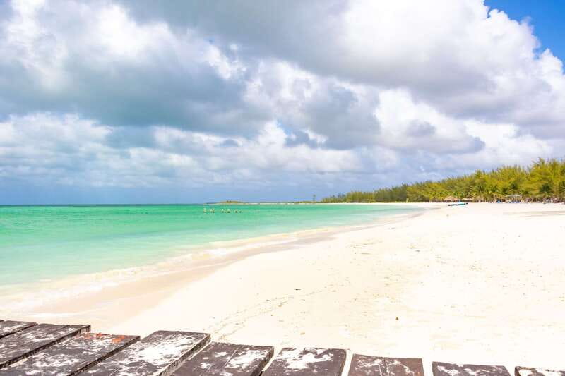 Cozumel: Catamaran Tour To Isla de la Pasión - Snorkeling and paddle boarding near the island