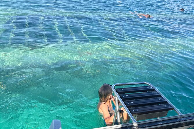 Day Lagoon 100% Sailing stops Snorkelling Paddle - Sailing toward the mangroves of La Biche