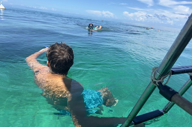 Day Lagoon 100% Sailing stops Snorkelling Paddle - Food, drinks, and what to pack for lunch