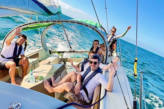 Day Lagoon 100% Sailing stops Snorkelling Paddle - Snorkeling at a wreck full of fish
