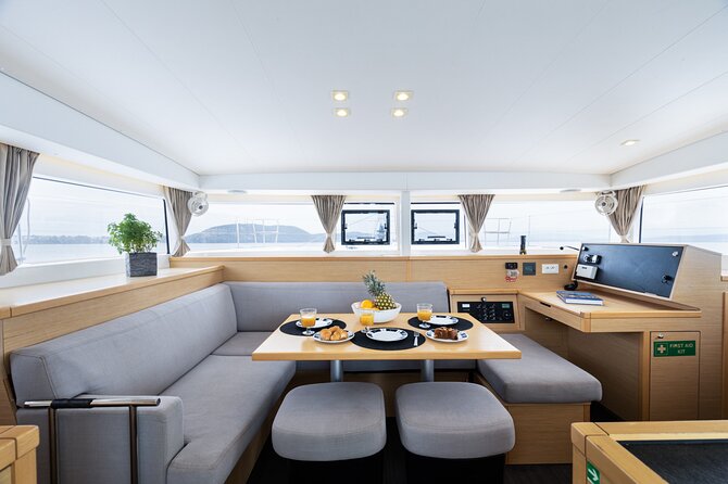 Deluxe Private Boats - 40 ft Catamaran - A private catamaran day built around your group