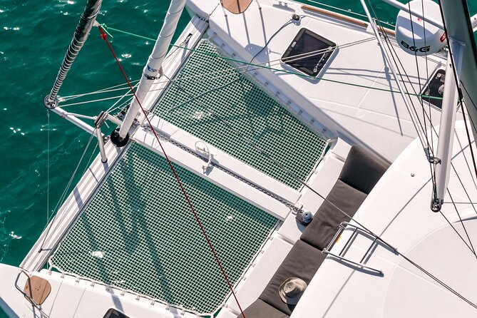 Deluxe Private Boats - 40 ft Catamaran - Lunch arrives from the boat’s galley