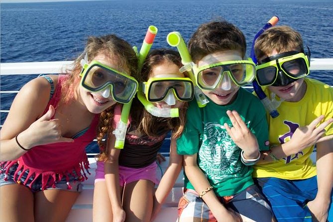 Deluxe Snorkel & Dolphin Watch Aboard a Luxury Catamaran from Kailua-Kona - Breakfast with Kona views