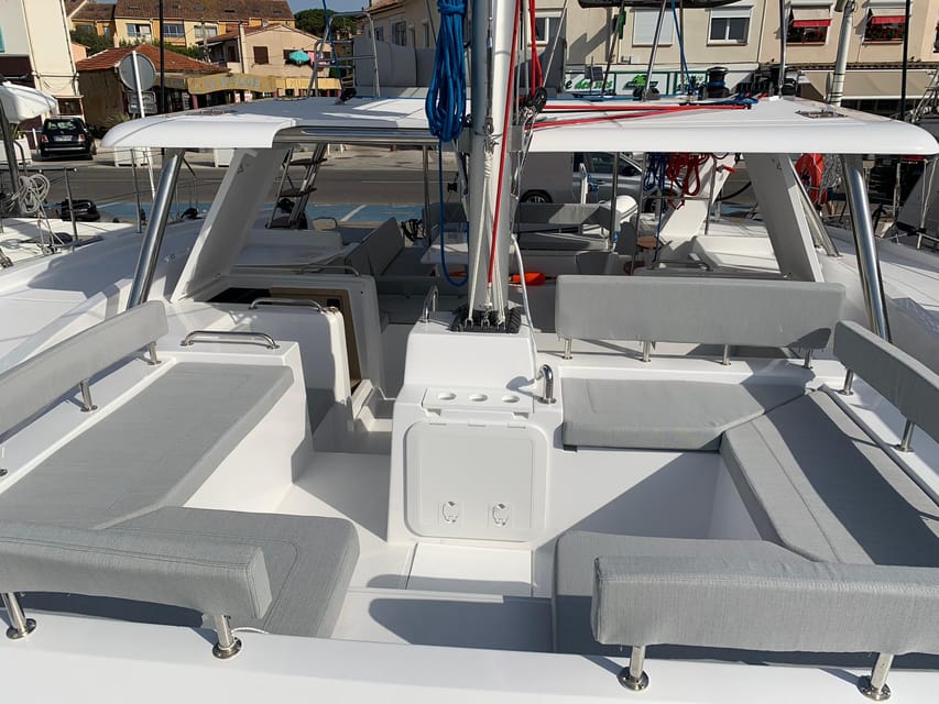 Departure from BRUSC: Half-day catamaran cruise - The local aperitif on board