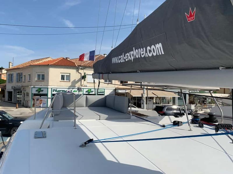 Departure from BRUSC: Half-day catamaran cruise - The return trip and coastal views