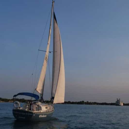 Detroit: Sailing Tour on the Detroit River - Leaving the dock for a different view of Detroit