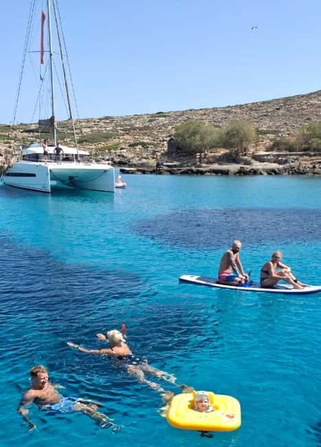 Dia Island Catamaran – Premium Lunch, Open Bar, Small Group - Who will get the most from this day