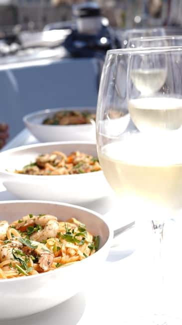 Dia Sailing Cruise With All-inclusive Meal And Drinks - A freshly cooked Mediterranean lunch
