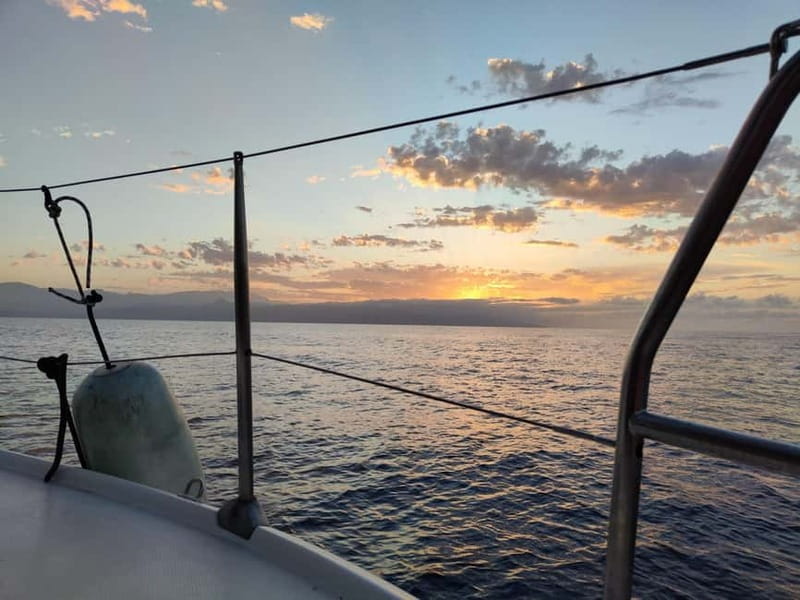Dia Sailing Cruise With All-inclusive Meal And Drinks - Who gets the best value from this cruise