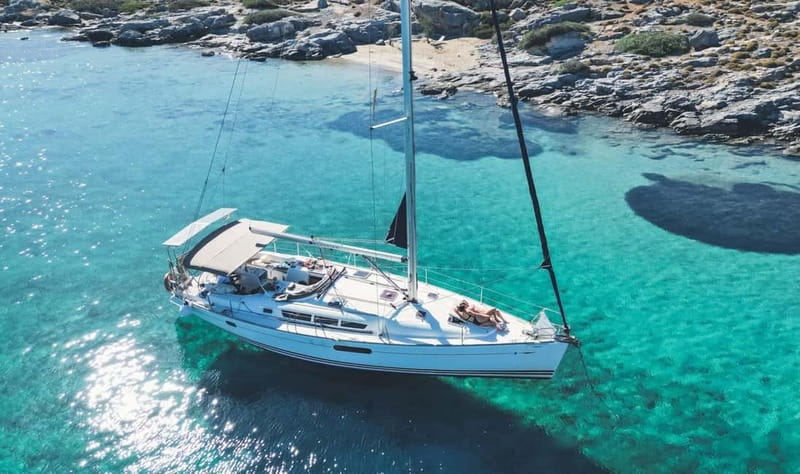 Dia Sailing Cruise With All-inclusive Meal And Drinks - Dia Island, a protected stop with clear water