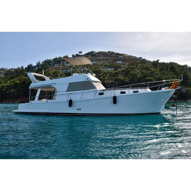 Discover Bodrum's Hidden Gems on a Private 3-Hour Yacht Trip - Morning, afternoon, or sunset on the Aegean